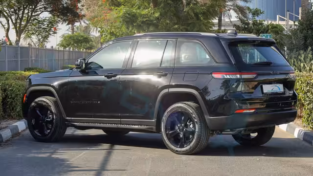 2025 Jeep Grand Cherokee Limited Plus "Black Edition"