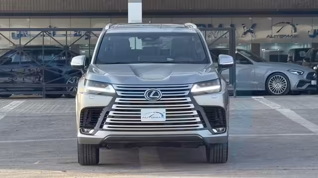 2026 Lexus LX 700h BH “Signature”
