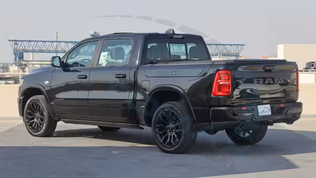 2026 RAM 1500 Limited Crew Cab eTorque V8 5.7L