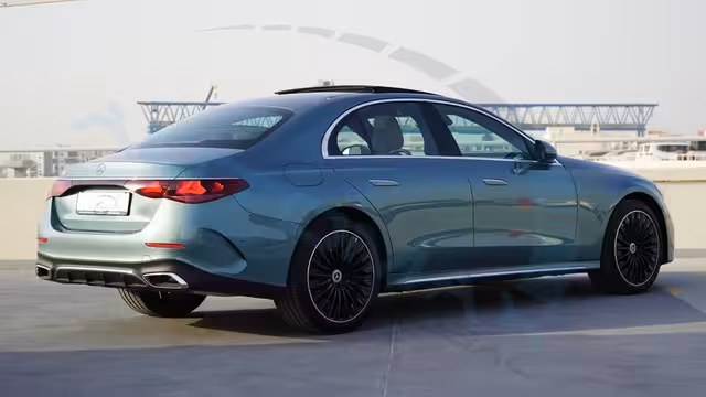 2026 Mercedes-Benz E 300 AMG EQ Boost 2.0T RWD