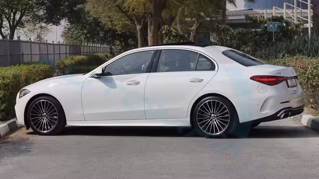2026 Mercedes-Benz C 200 AMG Premium