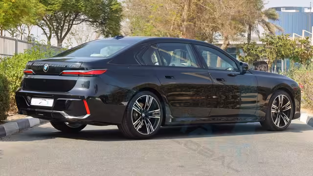 2026 BMW 7-Series 735i M 3.0T RWD