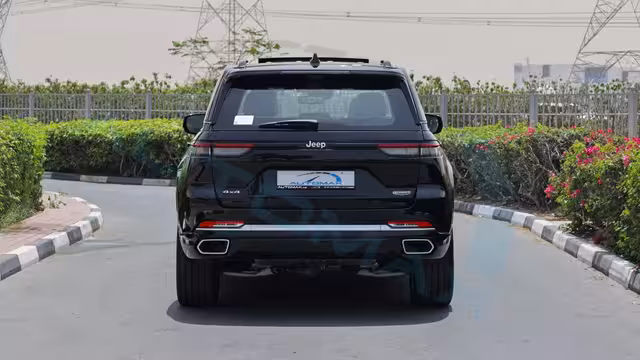 2025 Jeep Grand Cherokee Summit Reserve