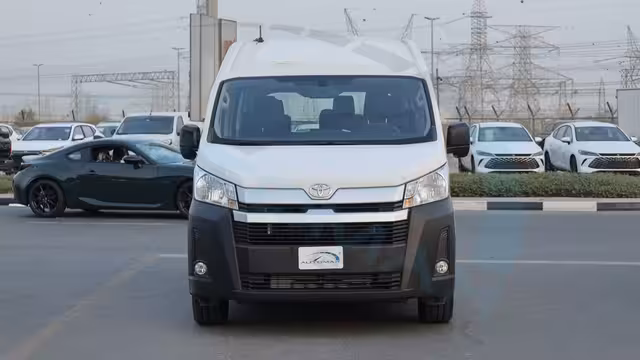 2026 Toyota Hiace Bus 2.8T V4 RWD