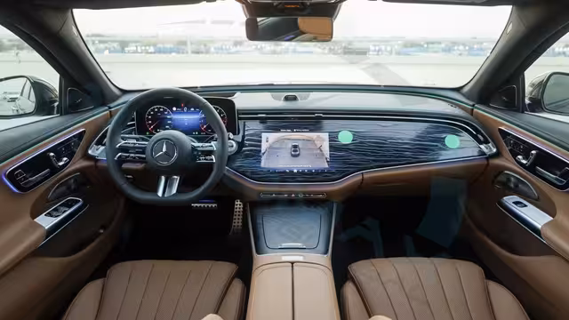 2026 Mercedes-Benz E 300 AMG EQ Boost 2.0T RWD