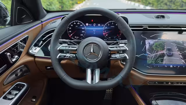 2026 Mercedes-Benz E 300 AMG EQ Boost 2.0T RWD