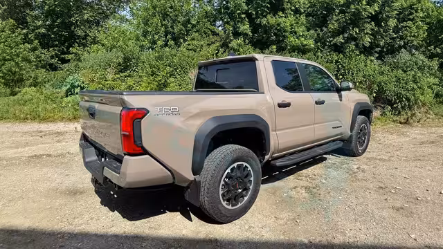 2026 Toyota Tacoma TRD Off-Road Premium 2.4T 4x4