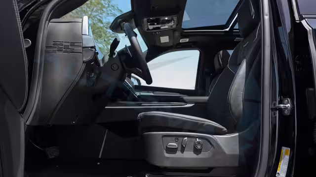 2026 Cadillac Escalade V 6.2L Supercharged V8