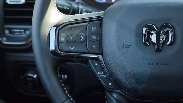 2026 RAM 1500 Limited Crew Cab eTorque V8 5.7L