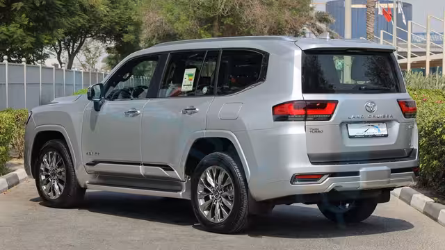 2026 Toyota Land Cruiser VXR 3.5TT V6 HEV 4X4 GCC