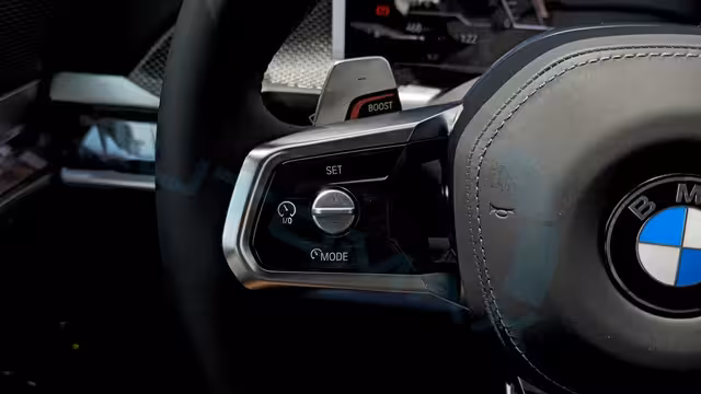 2026 BMW 7-Series 735i M 3.0T RWD