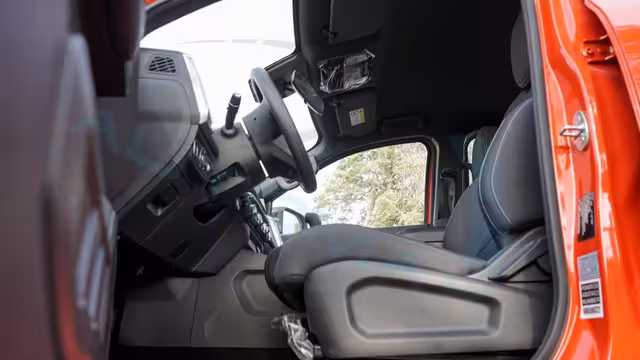 2026 Rely R8 Comfort 2.3T 4X4