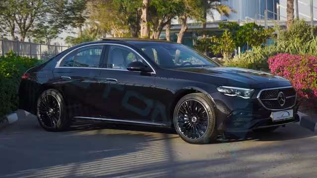 2026 Mercedes-Benz E 300 AMG EQ Boost 2.0T RWD