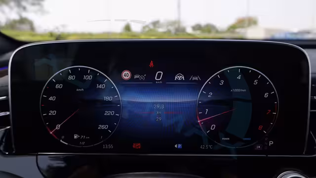 2026 Mercedes-Benz E 300 AMG EQ Boost 2.0T RWD