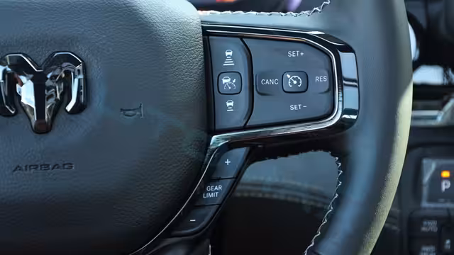 2026 RAM 1500 Limited Crew Cab eTorque V8 5.7L