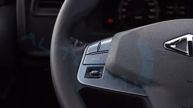 2025 CMC D260 Window Van 2.4L RWD