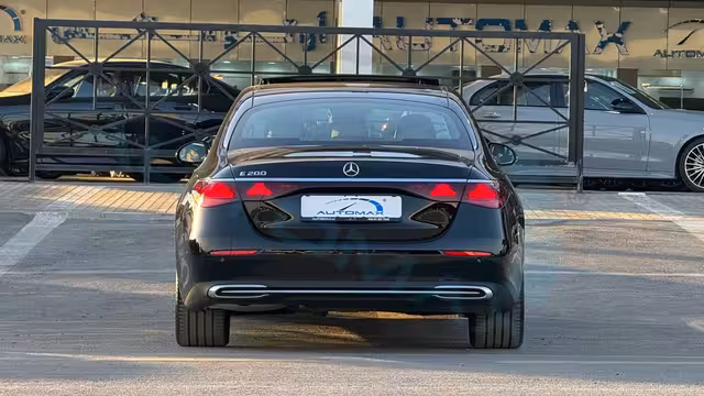 2026 Mercedes-Benz E 200 "Exclusive"