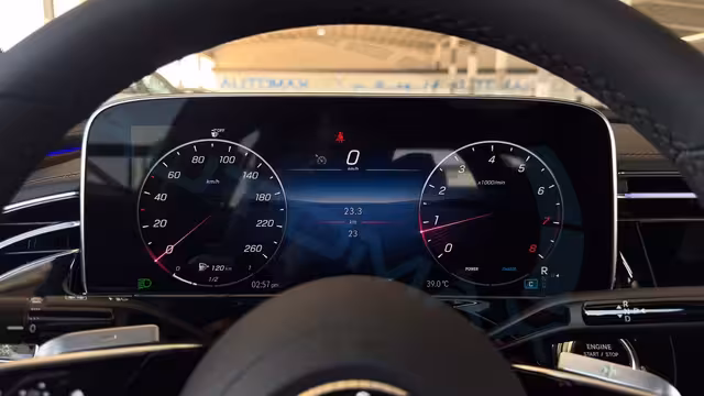 2026 Mercedes-Benz E 200 Exclusive EQ Boost 2.0L RWD