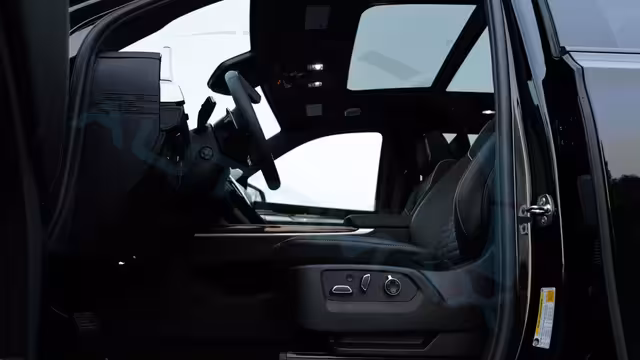2026 Cadillac Escalade 600 Sport Platinum V8 6.2L