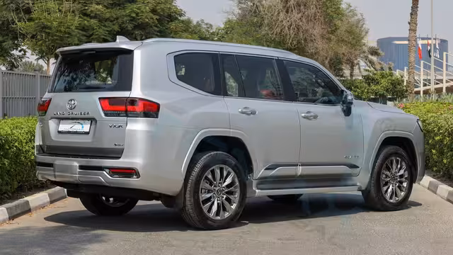 2026 Toyota Land Cruiser VXR 3.5TT V6 HEV 4X4 GCC