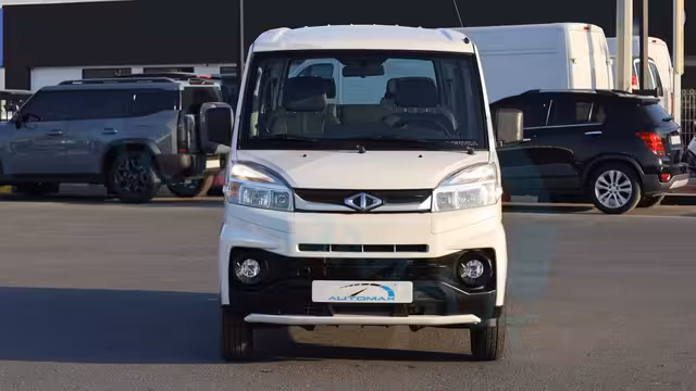 2025 CMC Veryca Window Van