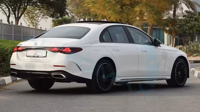 2026 Mercedes-Benz E 300 AMG EQ Boost 2.0T RWD