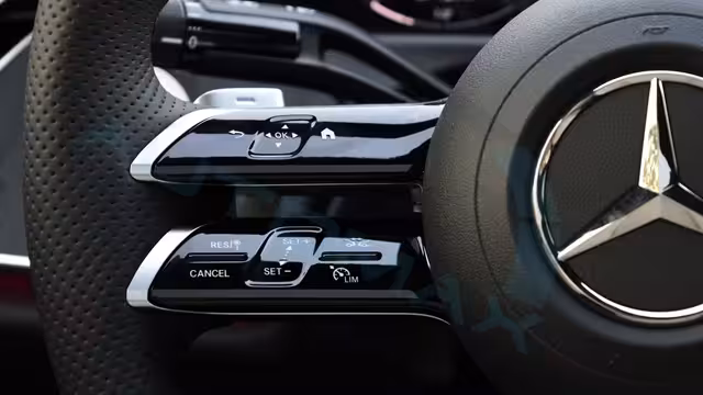 2026 Mercedes-Benz E 200 AMG