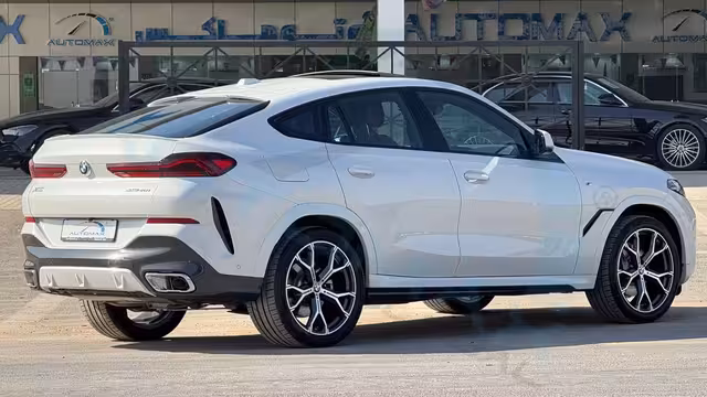 2026 BMW X6 xDrive 40i M 3.0T
