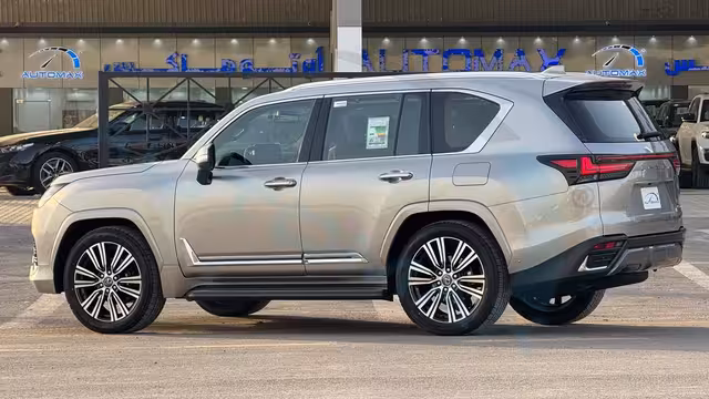 2026 Lexus LX 700h BH “Signature”