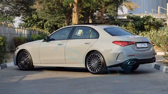 2026 Mercedes-Benz C 200 AMG Premium