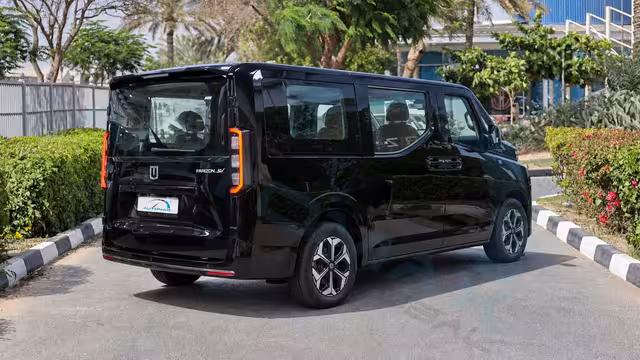2026 Farizon SV Passenger L1H1 EV FWD