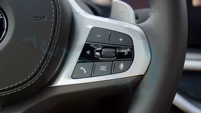 2026 BMW X6 xDrive 40i M 3.0T