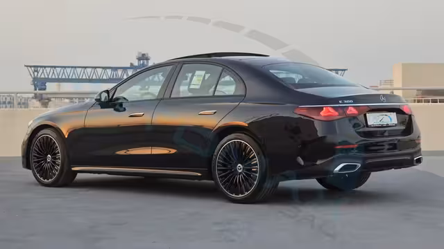 2026 Mercedes-Benz E 300 AMG EQ Boost 2.0T RWD