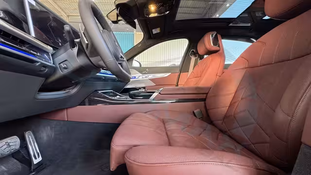 2026 BMW 7-Series 735i M 3.0T RWD