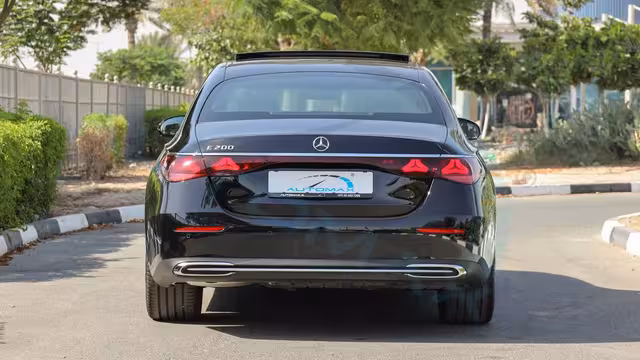 2026 Mercedes-Benz E 200 "Avantgarde"
