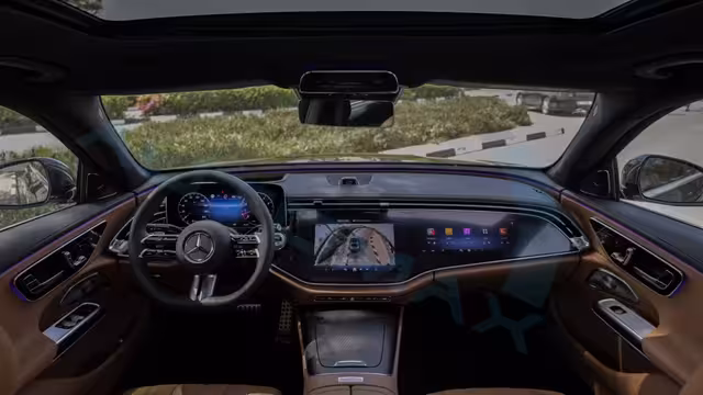 2026 Mercedes-Benz E 300 AMG EQ Boost 2.0T RWD