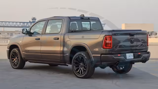 2026 RAM 1500 Limited Crew Cab eTorque V8 5.7L