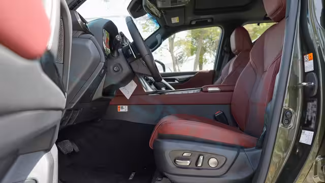 2026 Lexus LX 700h BH “Signature” 3.5TT V6 Hybrid AWD