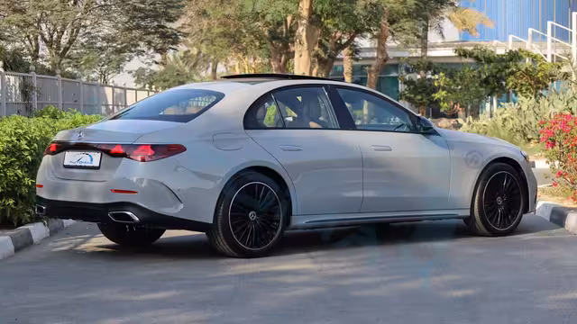 2026 Mercedes-Benz E 300 AMG EQ Boost 2.0T RWD
