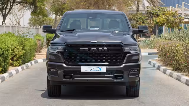2026 RAM 1500 Limited Crew Cab eTorque V8 5.7L
