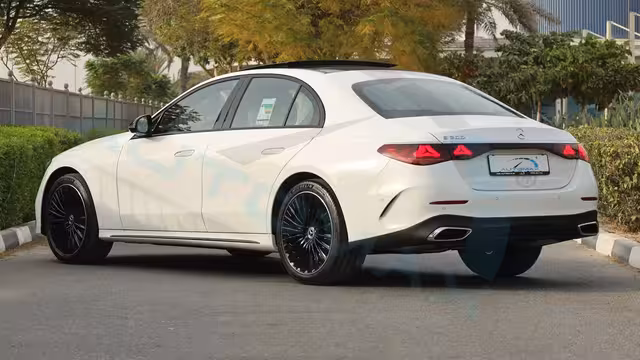 2026 Mercedes-Benz E 300 AMG EQ Boost 2.0T RWD