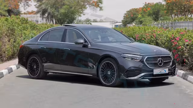 2026 Mercedes-Benz E 300 AMG EQ Boost 2.0T RWD