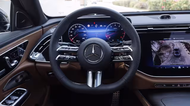 2026 Mercedes-Benz E 300 AMG EQ Boost 2.0T RWD