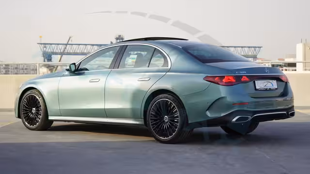 2026 Mercedes-Benz E 300 AMG EQ Boost 2.0T RWD
