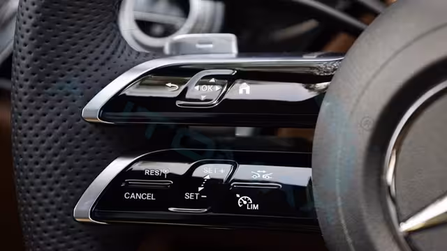 2026 Mercedes-Benz E 300 AMG EQ Boost 2.0T RWD