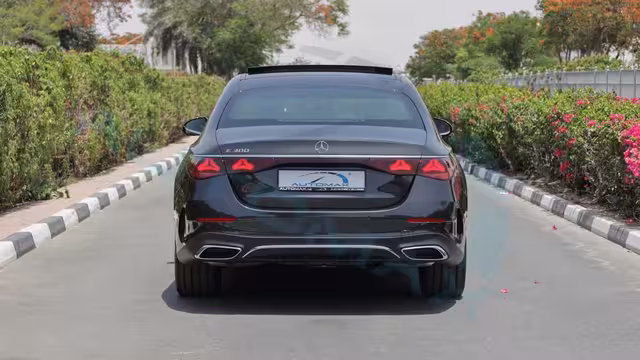 2026 Mercedes-Benz E 300 AMG EQ Boost 2.0T RWD
