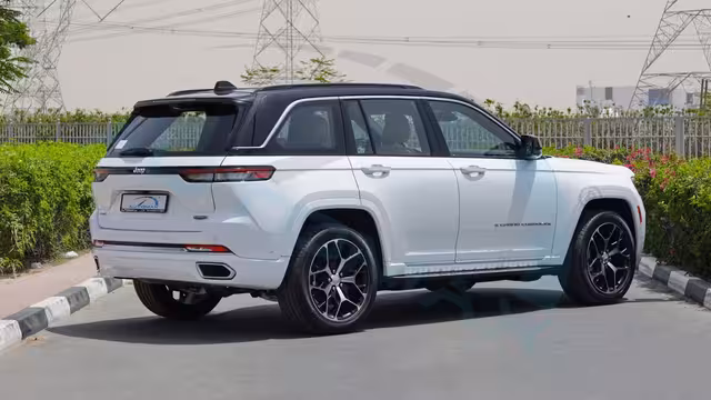 2025 Jeep Grand Cherokee Summit Reserve