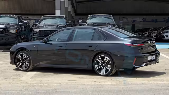2026 BMW 7-Series 735i M 3.0T RWD