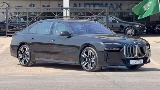 2026 BMW 7-Series 735i M 3.0T RWD