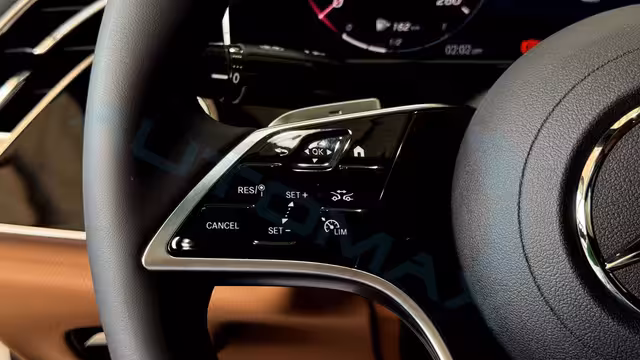 2026 Mercedes-Benz E 200 Exclusive EQ Boost 2.0L RWD